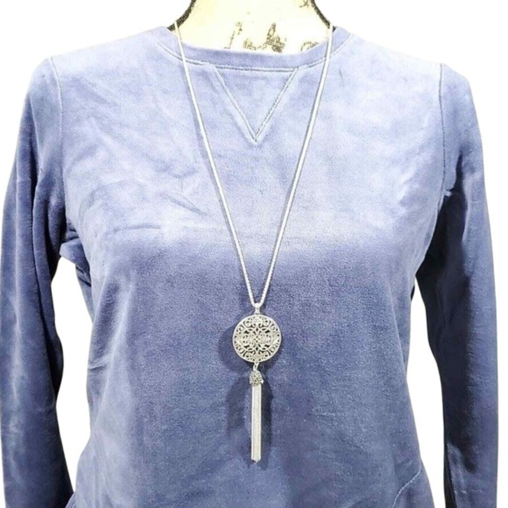 Lucky Brand Silver Tone Filigree Medallion Tassel Long Pendant Necklace NEW - Picture 2 of 6